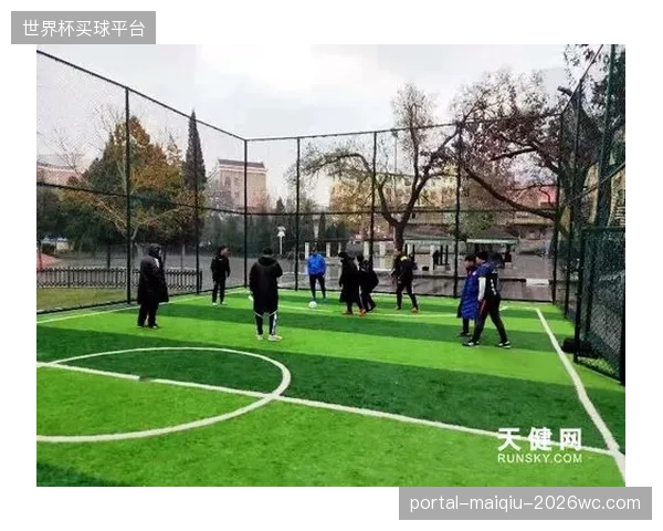 社区足球场基础设施建设资金闲置于层层嵌套的官僚账本